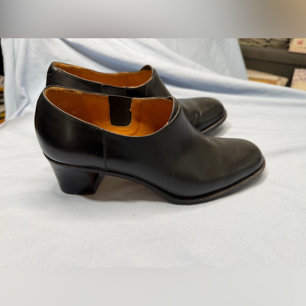 CARMINA Niza Women's Black Leather Oxfords heels